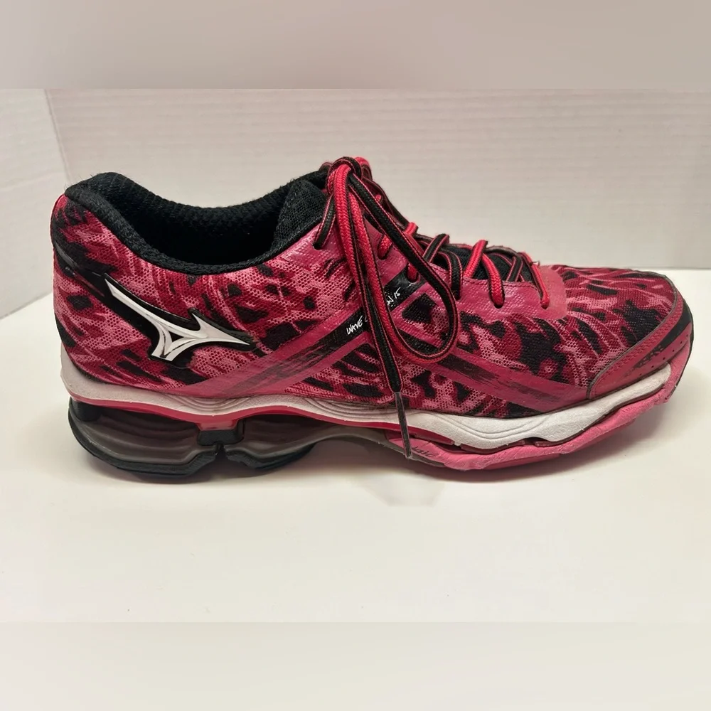 Mizuno Wave Creation 15 Running Shoes Women's‎ sz 10